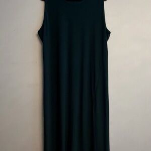 Sleeveless Emerald Midi dress - Classic Women’s Long Dress